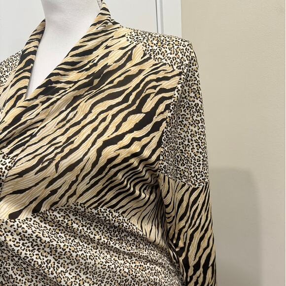 Natori Black Tan Animal Print Stretch Jersey Kimono Robe Tiger Leopard Lounge - Picture 6 of 14